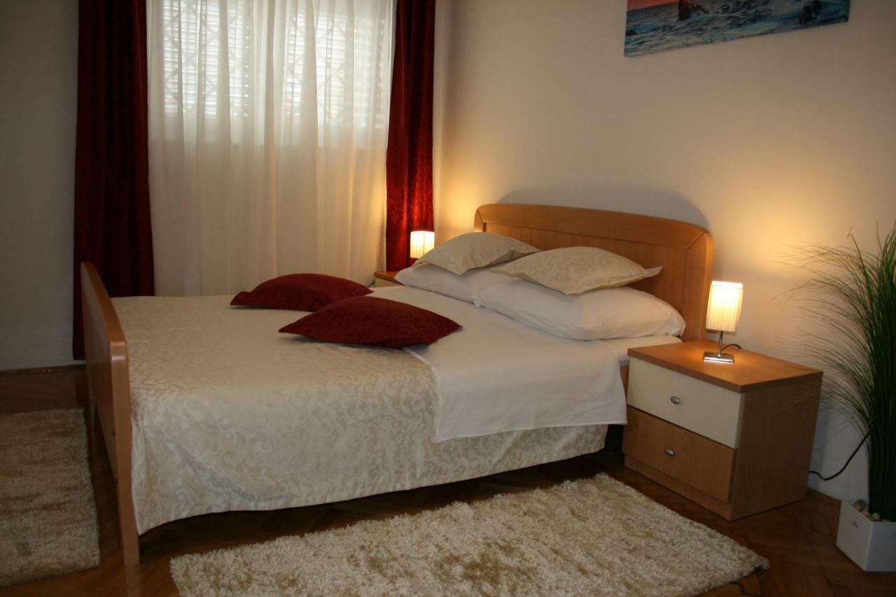 Apartments Josipa Split Exterior photo
