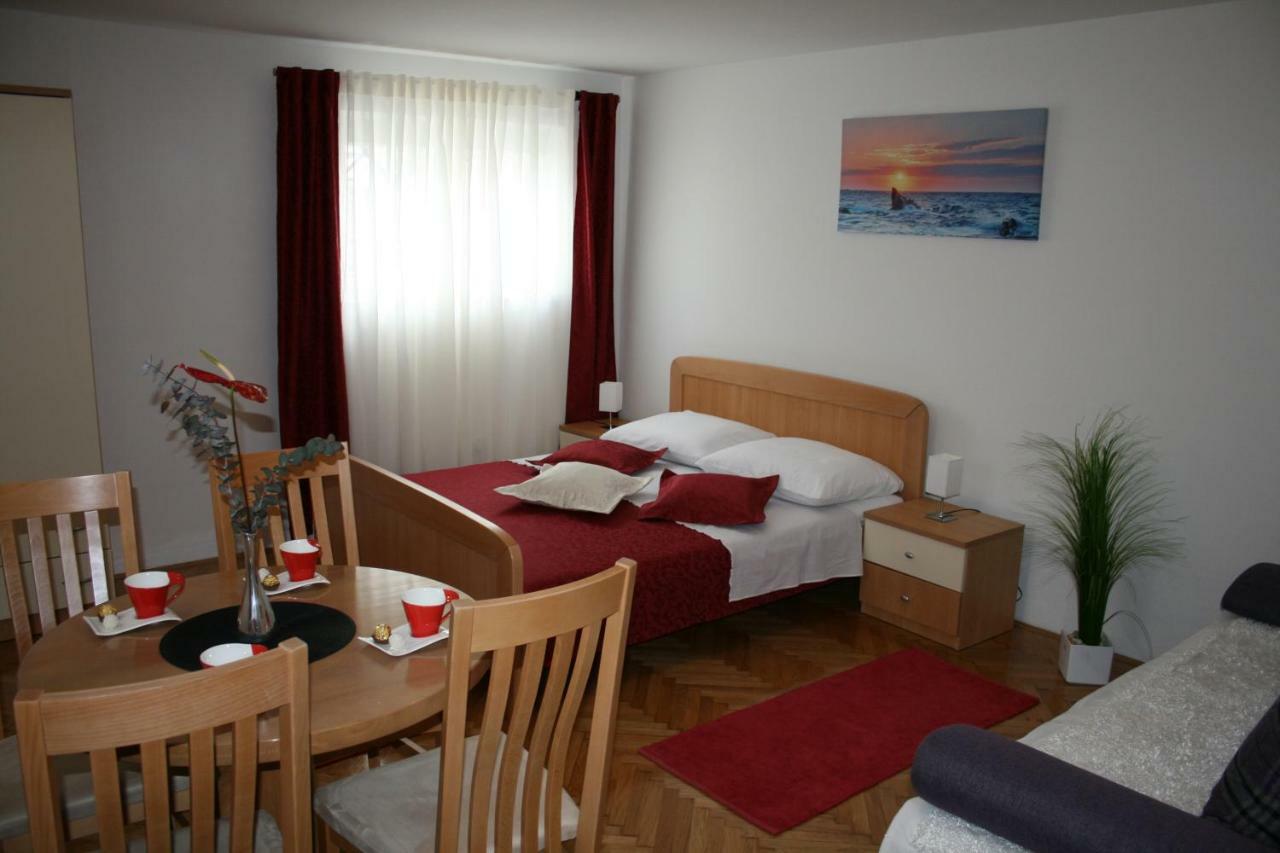 Apartments Josipa Split Exterior photo
