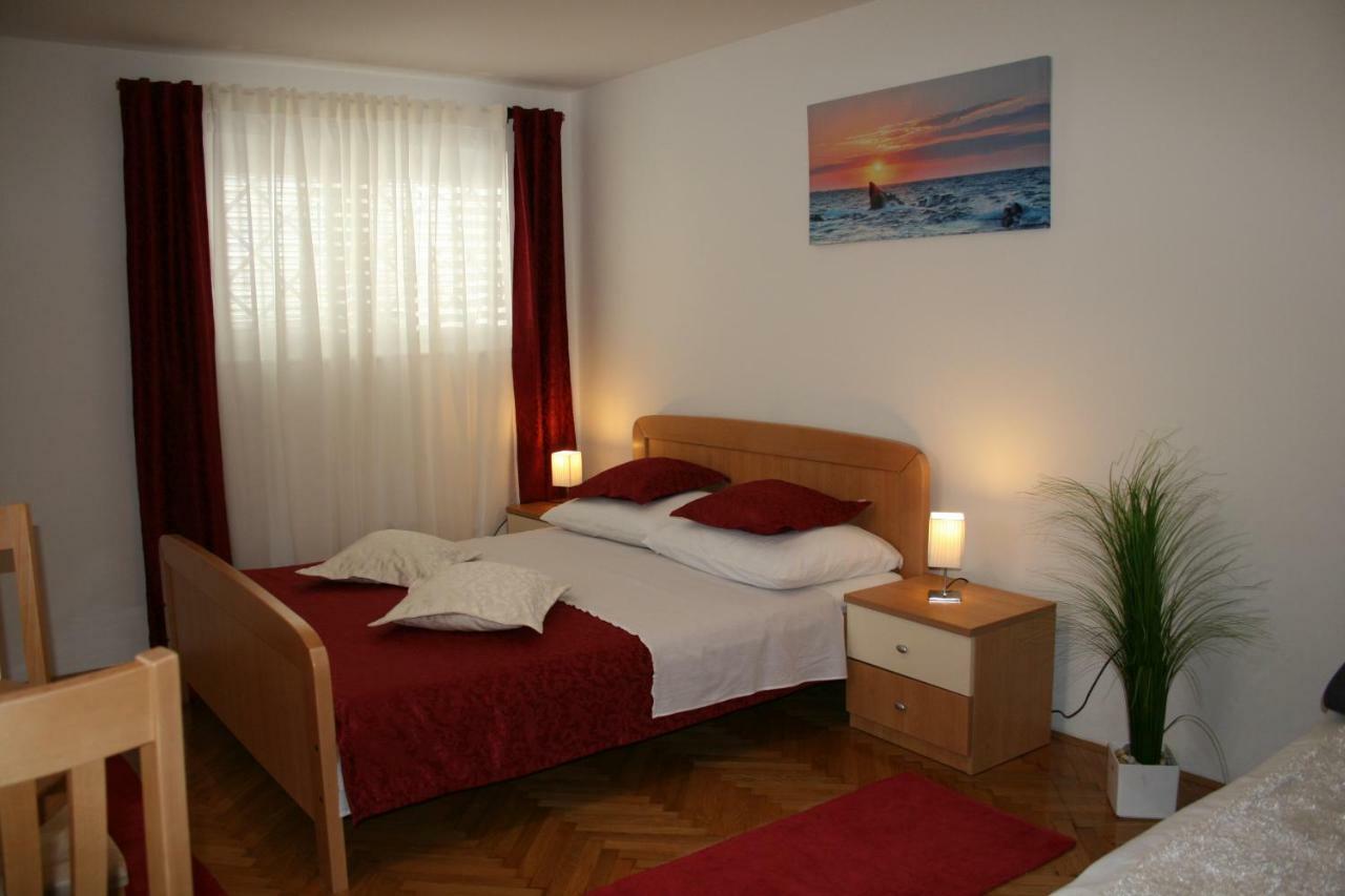 Apartments Josipa Split Exterior photo